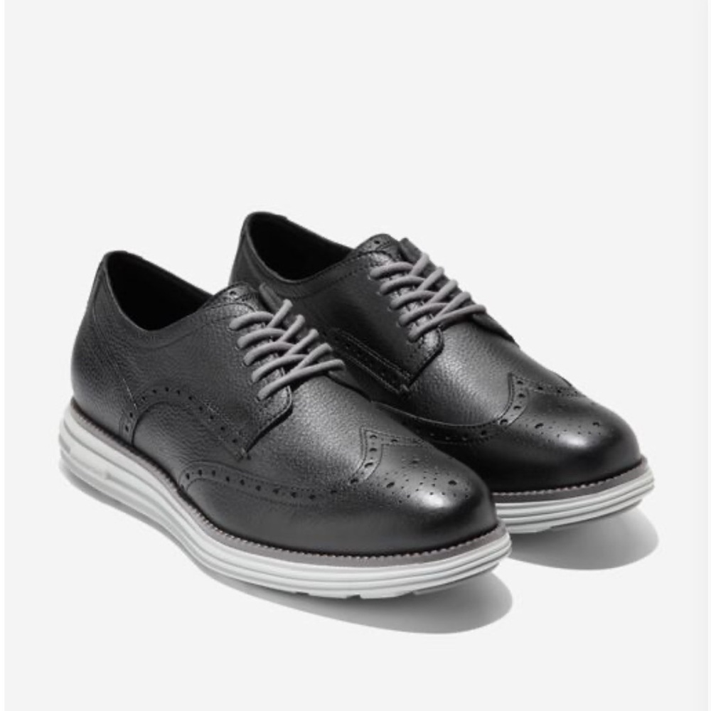 Cole Haan Original Grand Shwng Men’s size 10 M C26469 in Black & White